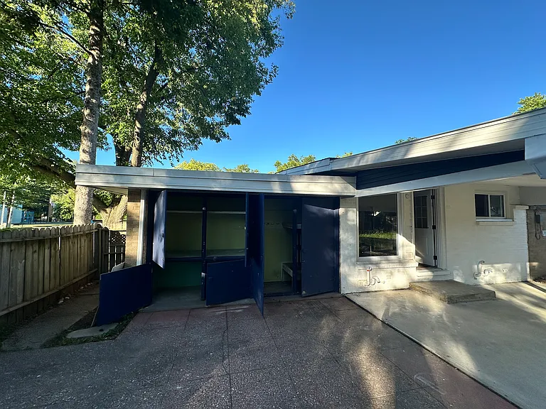 3401 Charlevoix Ave — Photo 16