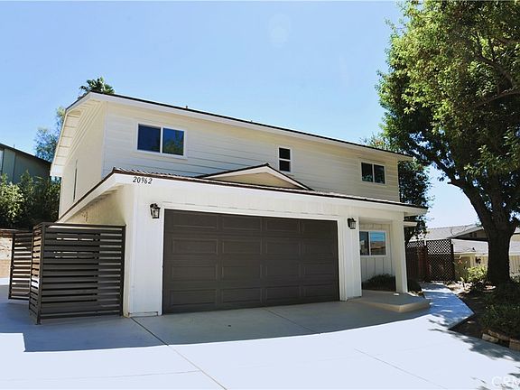 2nd image of 20962 Bandera St