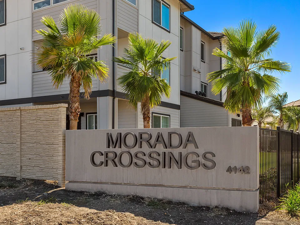 Morada Crossing