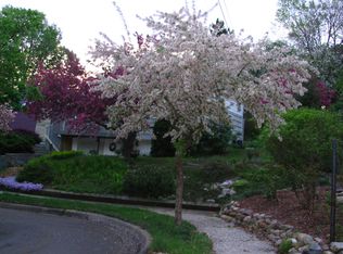 548 Pacific Pkwy, Lansing, MI 48910