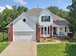 1350 N Country Walk Cir, Wichita, KS 67206