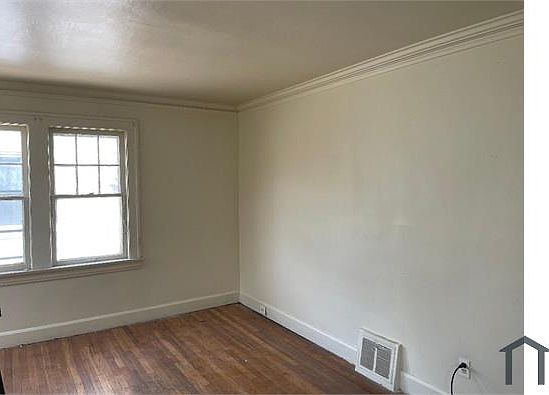 2nd image of 4615 E 90th St