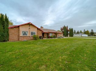 22060 Davis Rd, Red Bluff, CA 96080