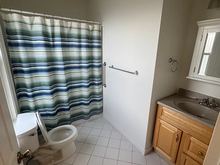 261 Randolph St — Photo 13