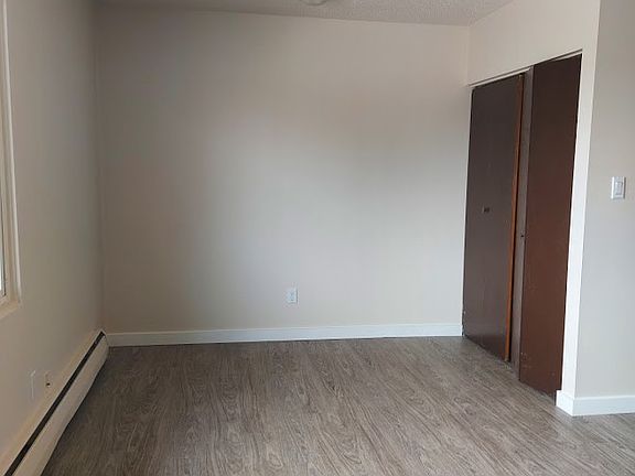 3rd image of 10309 102nd St #122