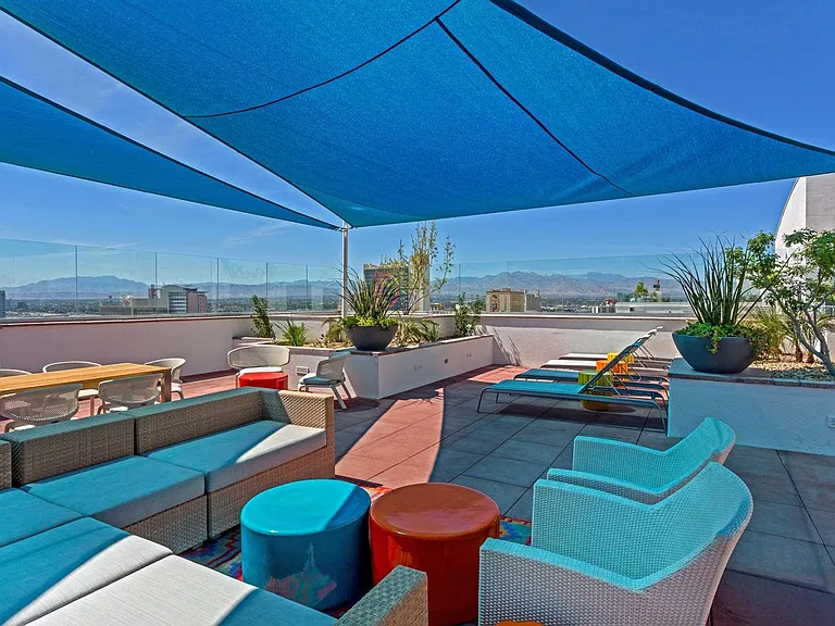 150 Las Vegas Blvd #1501 — Photo 26