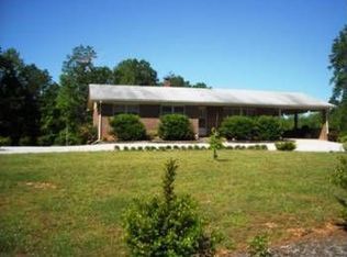 45 Workmans Dr, Marion, NC 28752