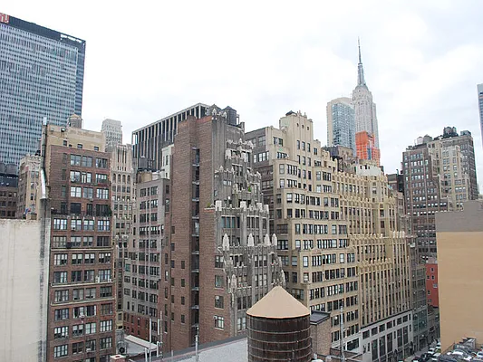 Rented by Sotheby's International Realty | media 33