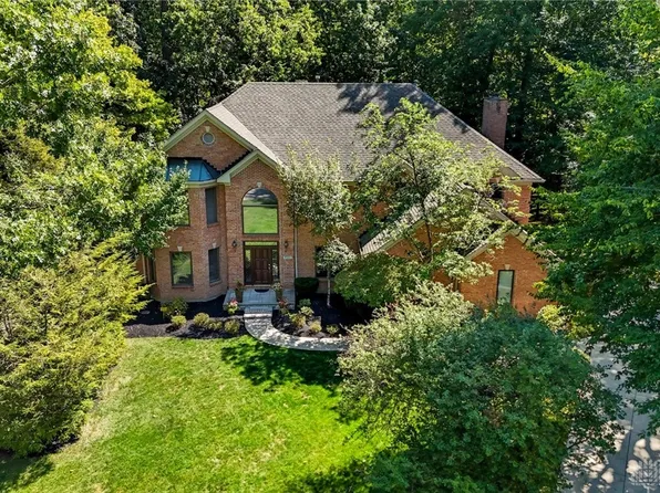 9360 Patriot Woods Ct, Dayton, OH 45458
