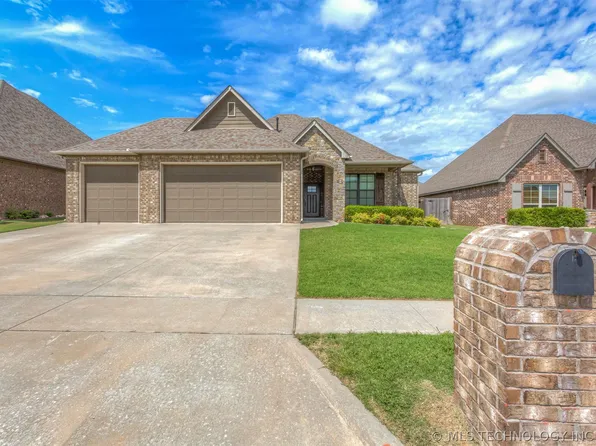 8110 N 77th Ave E, Owasso, OK 74055