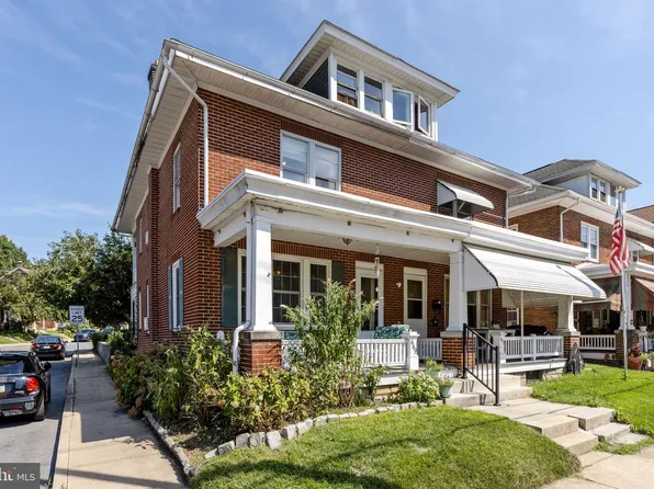 449 N State St, Ephrata, PA 17522