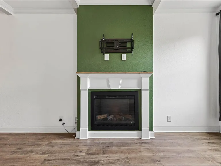 1264 Black Oak Cir — Photo 3