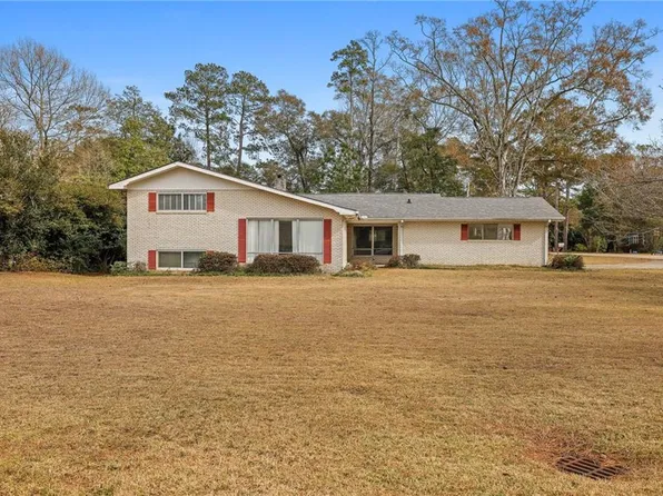 302 Rio Grande St, Bogalusa, LA 70427