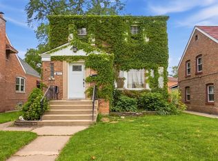 12243 Ann St, Blue Island, IL 60406
