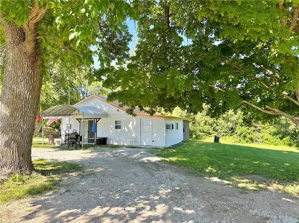 101 E Olive St, Maryville, MO 64468