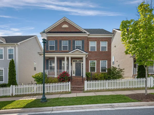22644 Shining Harness St, Clarksburg, MD 20871