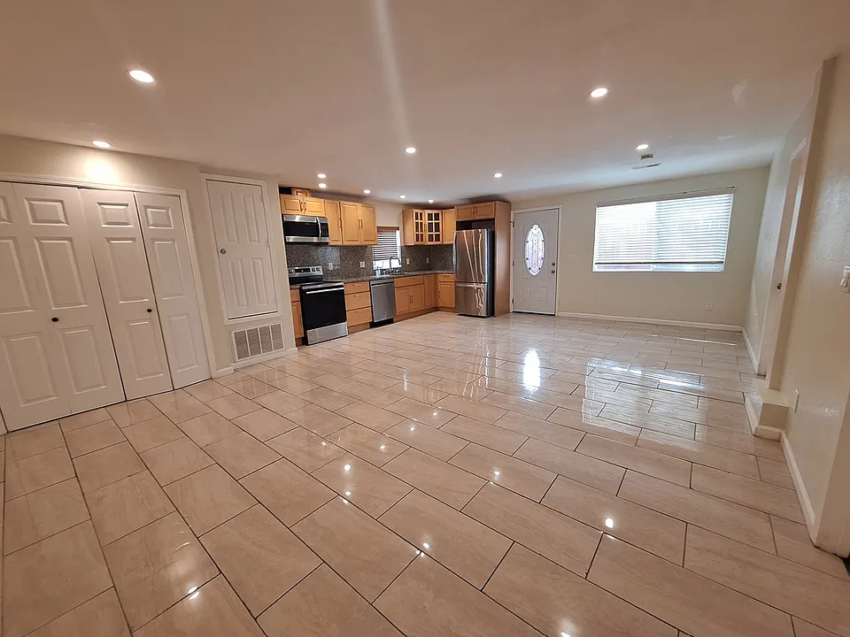 726 Allview Ave