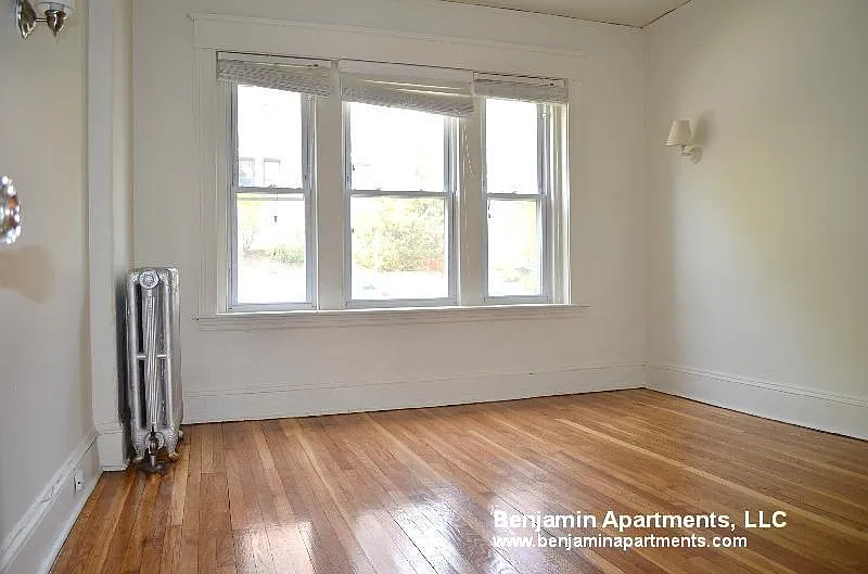 3 bed, $3,495 — Photo 4