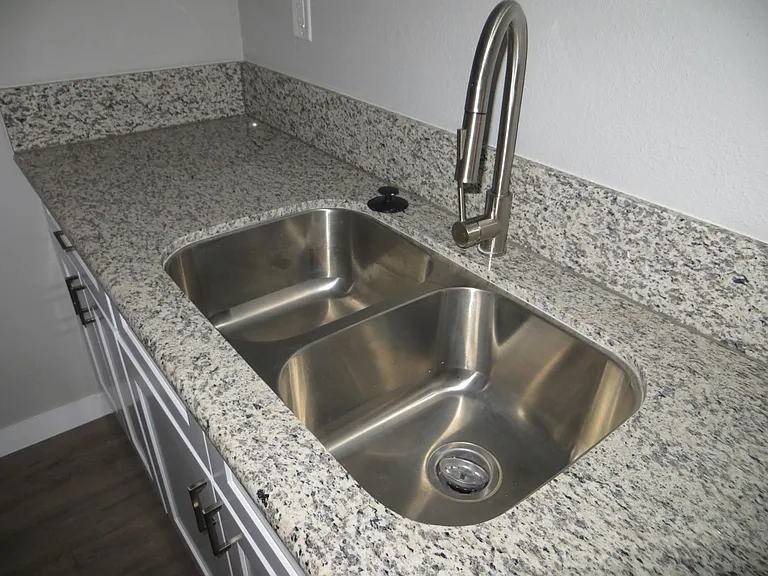 15766 Sequoia St #7 — Photo 5