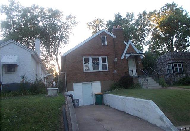 1st image of 3019 Capehart Dr