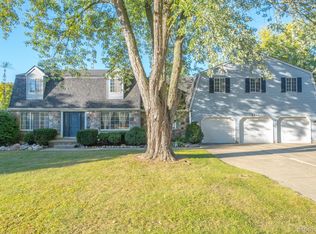 8454 Wesley Dr, Flushing, MI 48433