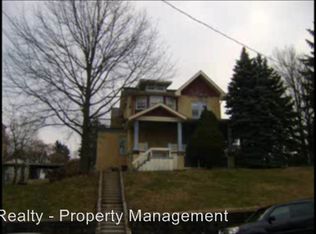 324 New St APT 4, Spring City, PA 19475