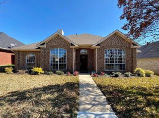 3730 Elizabeth Dr, Carrollton, TX 75007
