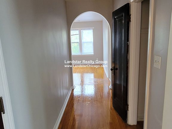 3rd image of 4649 N Elston Ave #2