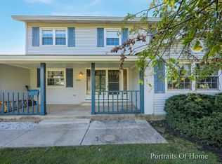 1278 Berkenshire Ln, Elk Grove Village, IL 60007