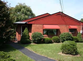 21 Oriole Rd, Lock Haven, PA 17745