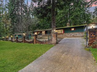 521 7th St, Glendale, OR 97442