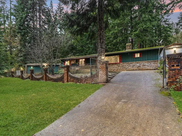 521 7th St, Glendale, OR 97442