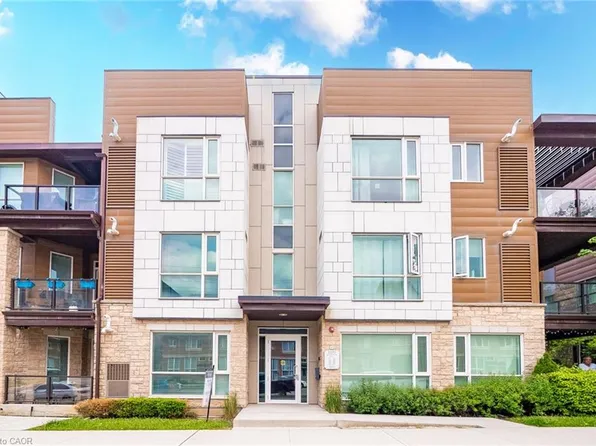2370 Khalsa Gate Unit 306, Oakville, ON L6M 1P5