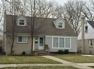23110 Church St, Oak Park, MI 48237
