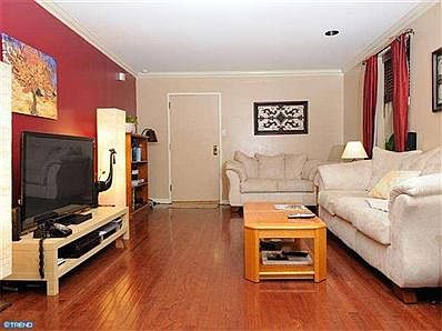 2nd image of 1728 Wallace St APT 102