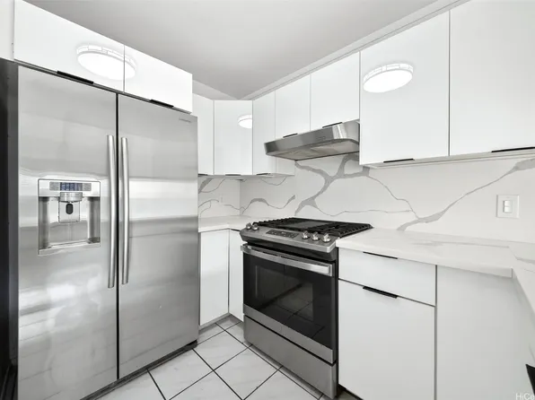 94-1183 Kipaa Pl #14C, Waipahu, HI 96797