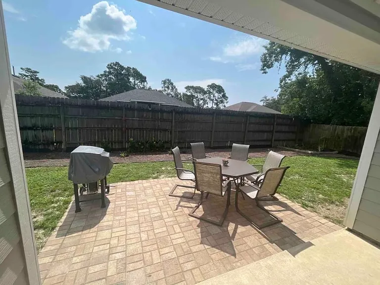 2198 Wind Trace Rd N — Photo 21