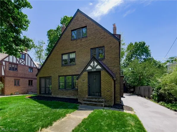 3108 Woodbury Rd, Shaker Heights, OH 44120