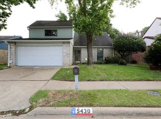 5430 Oakhaven Ln, Houston, TX 77091