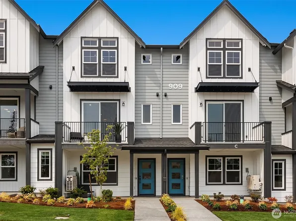 9010 NE 203rd Court #B, Bothell, WA 98011