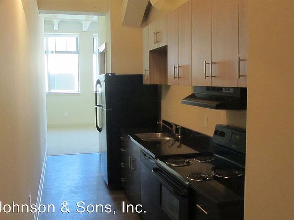4th image of 511 N Cherry St APT 210