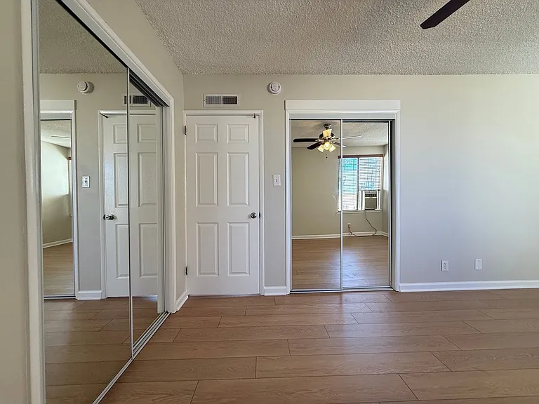 1031 N Ogden Dr — Photo 9