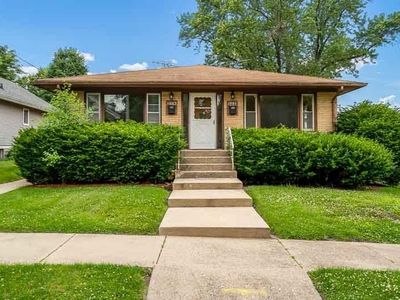 1001-1003 16th St, Rockford, IL, 61104