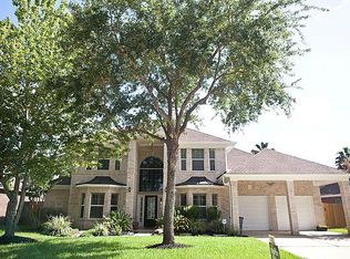 3923 Abbeywood Dr, Pearland, TX 77584