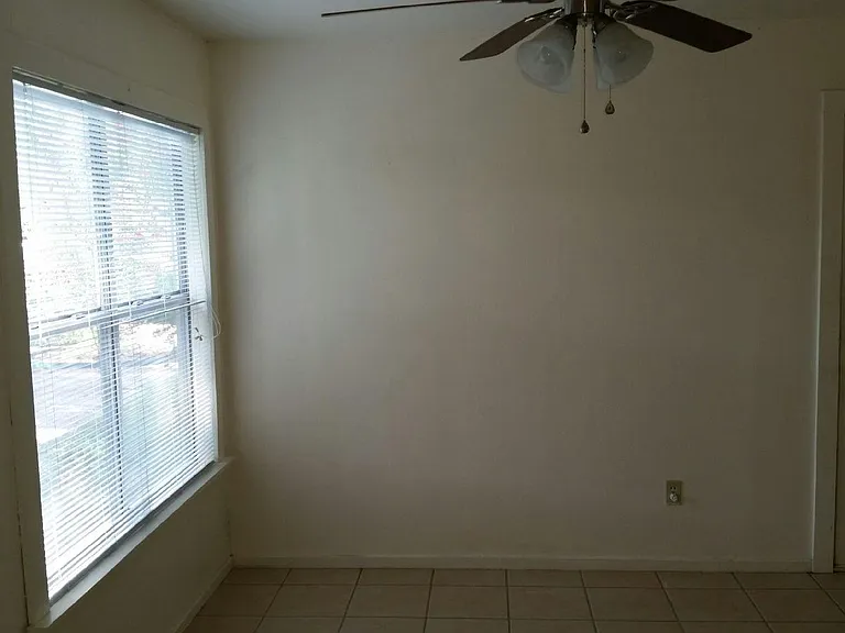 723 Hogan Dr — Photo 7