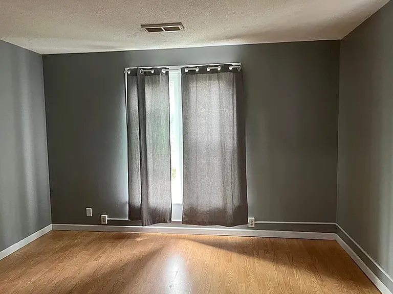 634 Fairview Ave N #3 — Photo 2