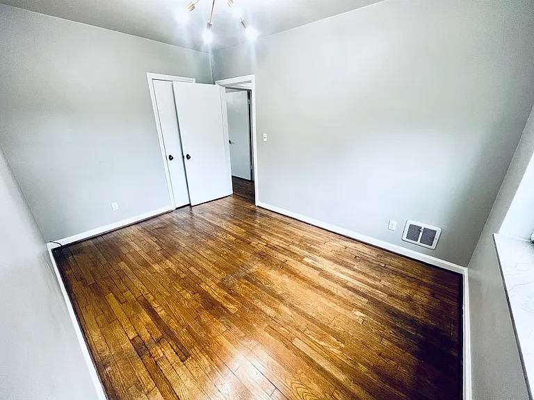 1571 Waltham Rd #1 — Photo 11