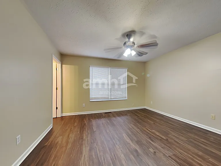 2223 Fedders Ct — Photo 9
