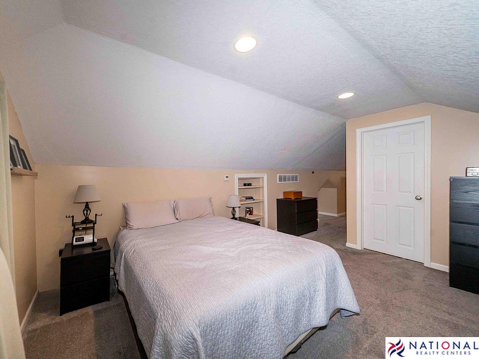 410 W Twelve Mile Rd, photo 28