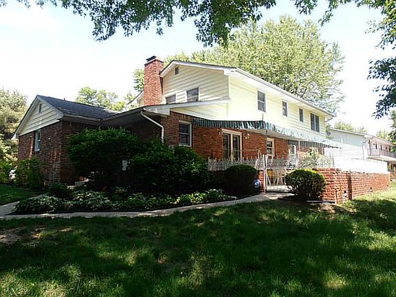 2nd image of 411 Daffon Dr